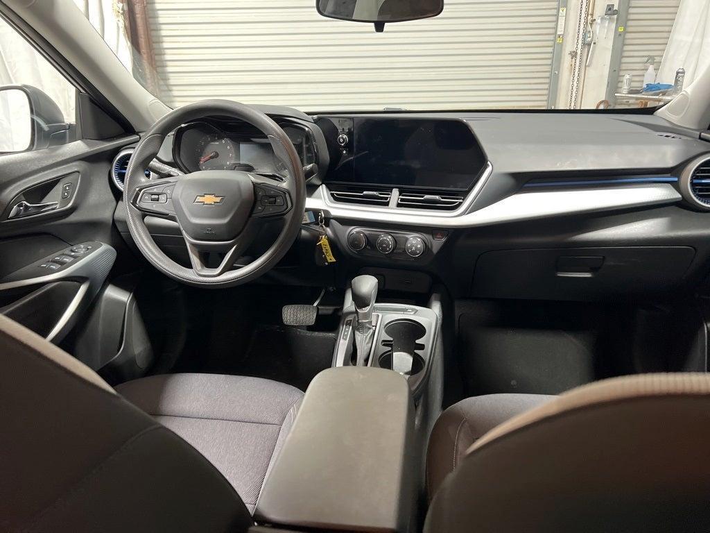 used 2024 Chevrolet Trax car, priced at $20,187