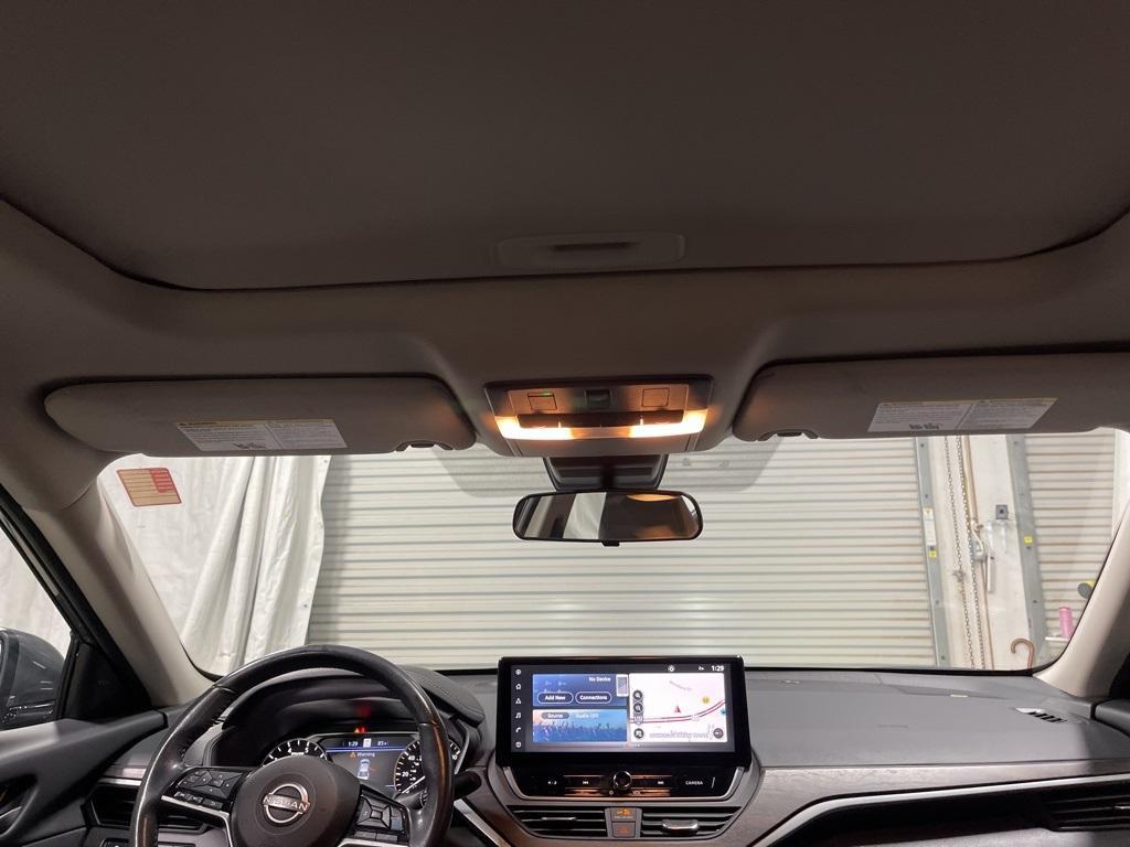 used 2023 Nissan Altima car, priced at $21,289