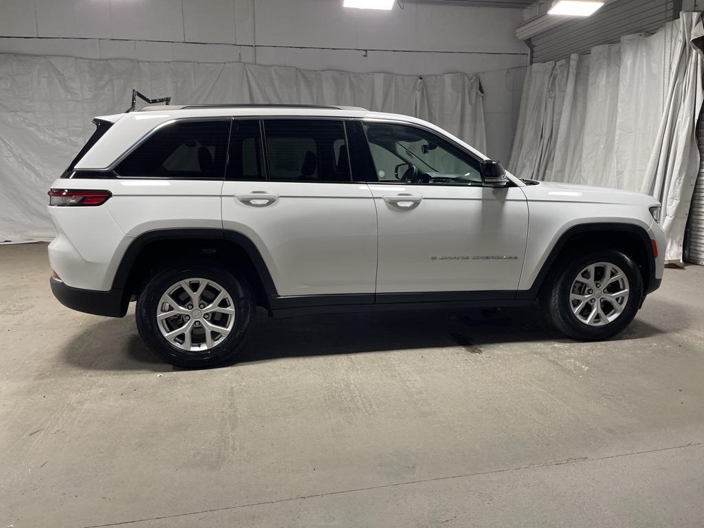 used 2023 Jeep Grand Cherokee car, priced at $32,600