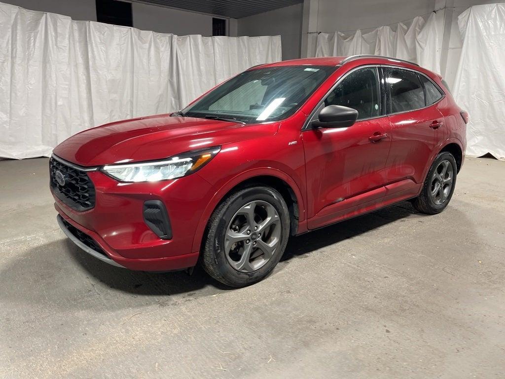 used 2023 Ford Escape car, priced at $20,900