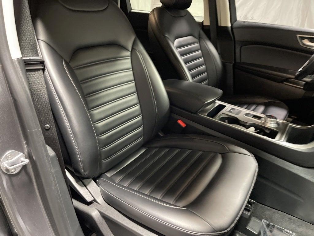 used 2024 Ford Edge car, priced at $22,589