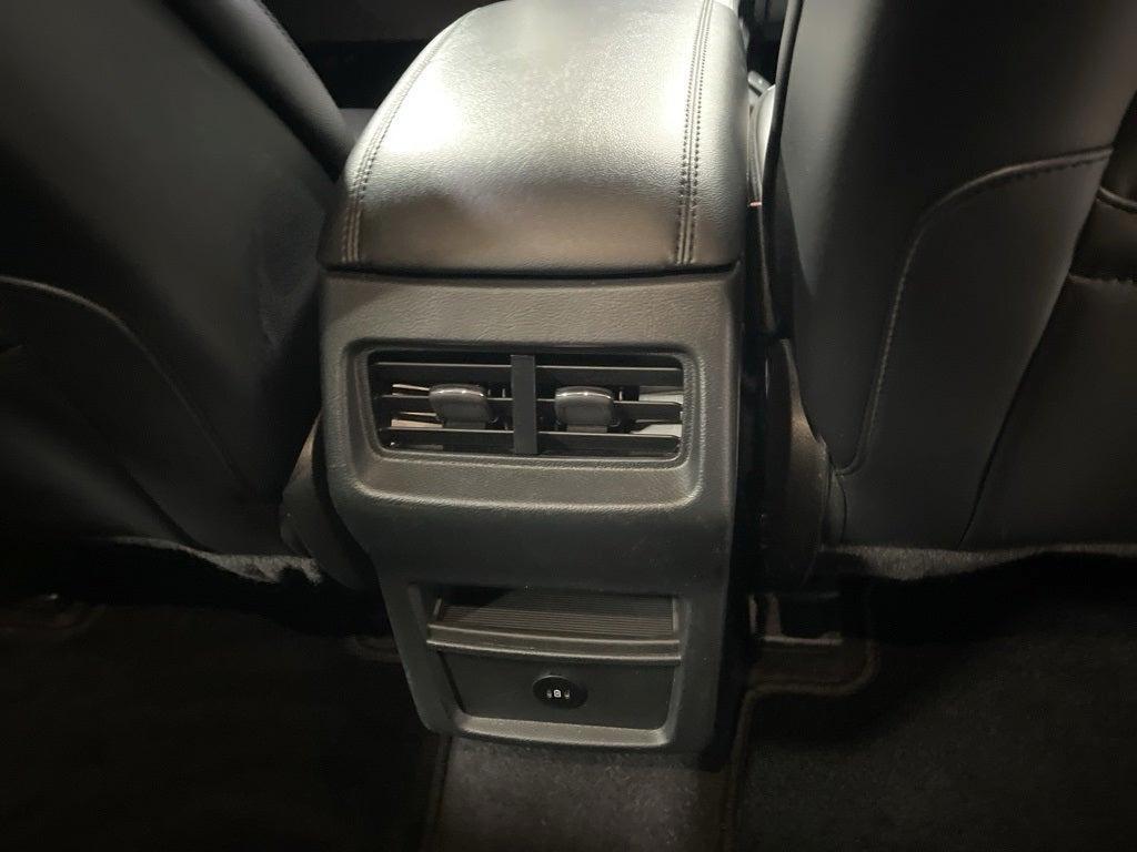 used 2024 Ford Edge car, priced at $22,589