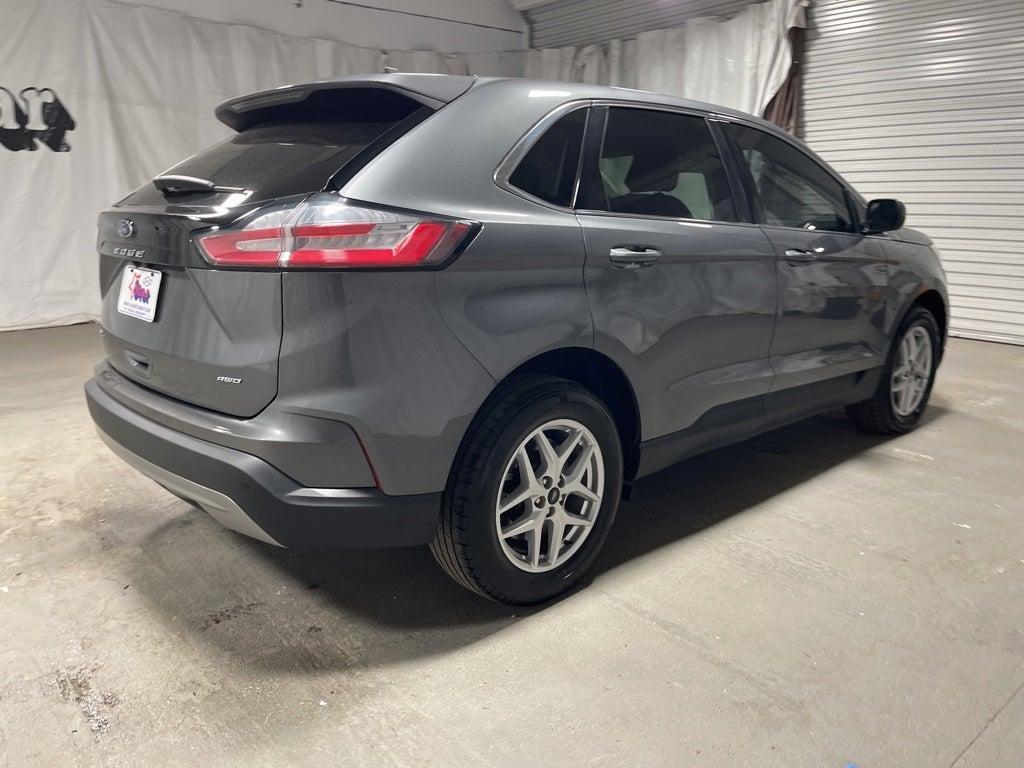 used 2024 Ford Edge car, priced at $22,589