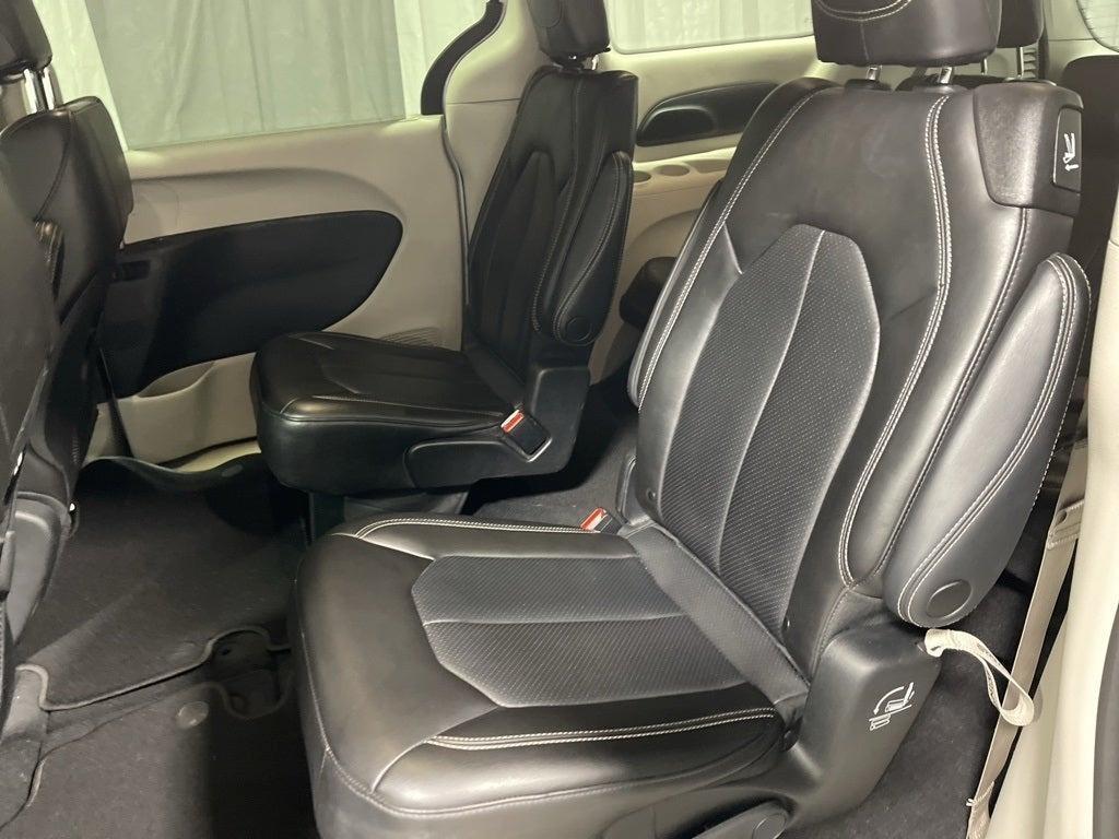 used 2023 Chrysler Pacifica car, priced at $23,680