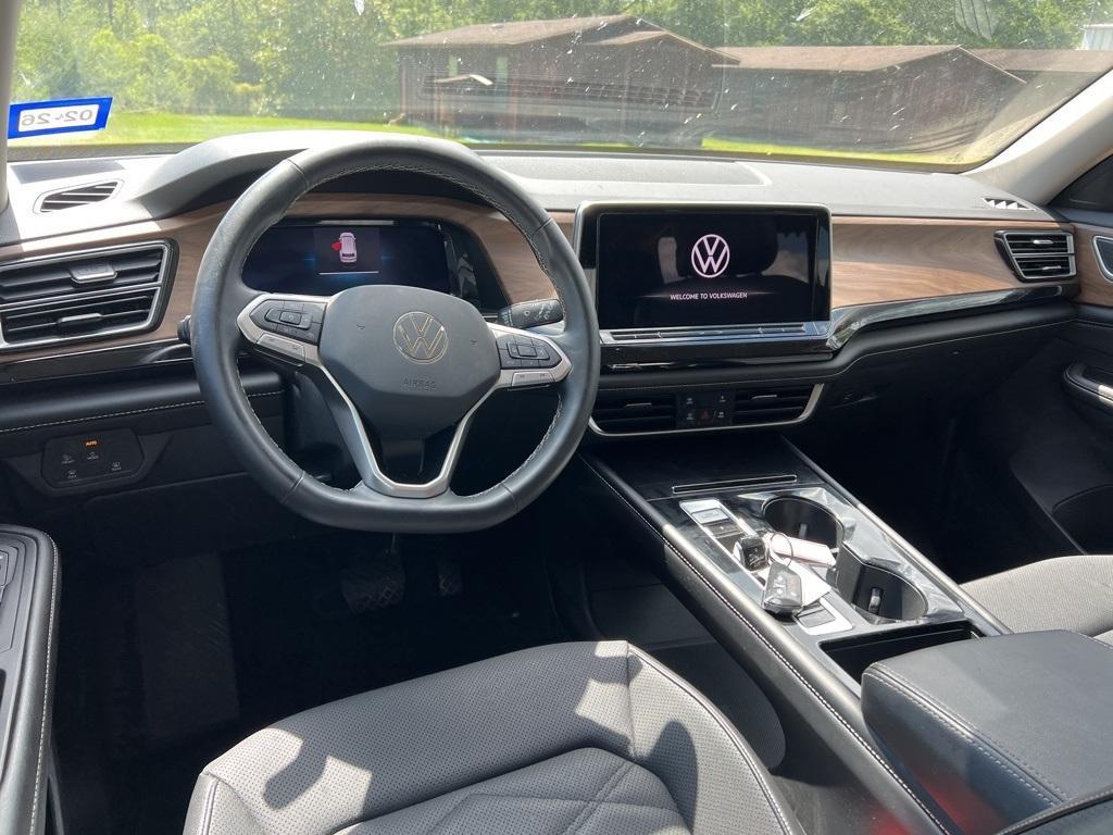 used 2024 Volkswagen Atlas car, priced at $32,990