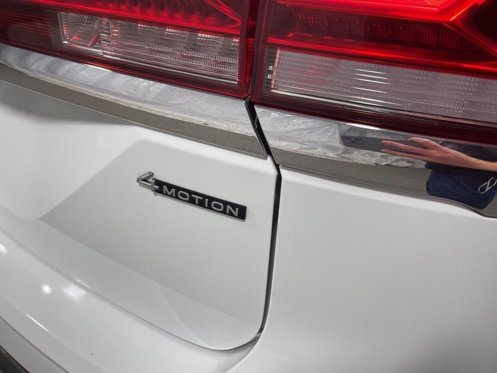 used 2024 Volkswagen Atlas car, priced at $32,990