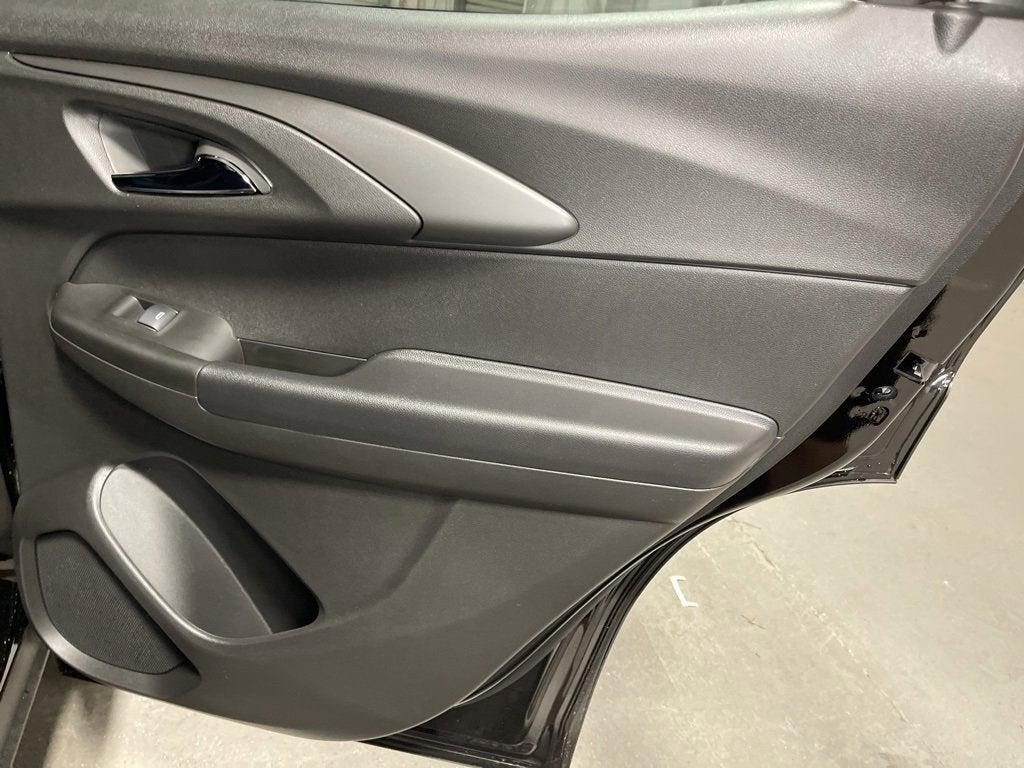 new 2025 Chevrolet TrailBlazer car, priced at $30,580