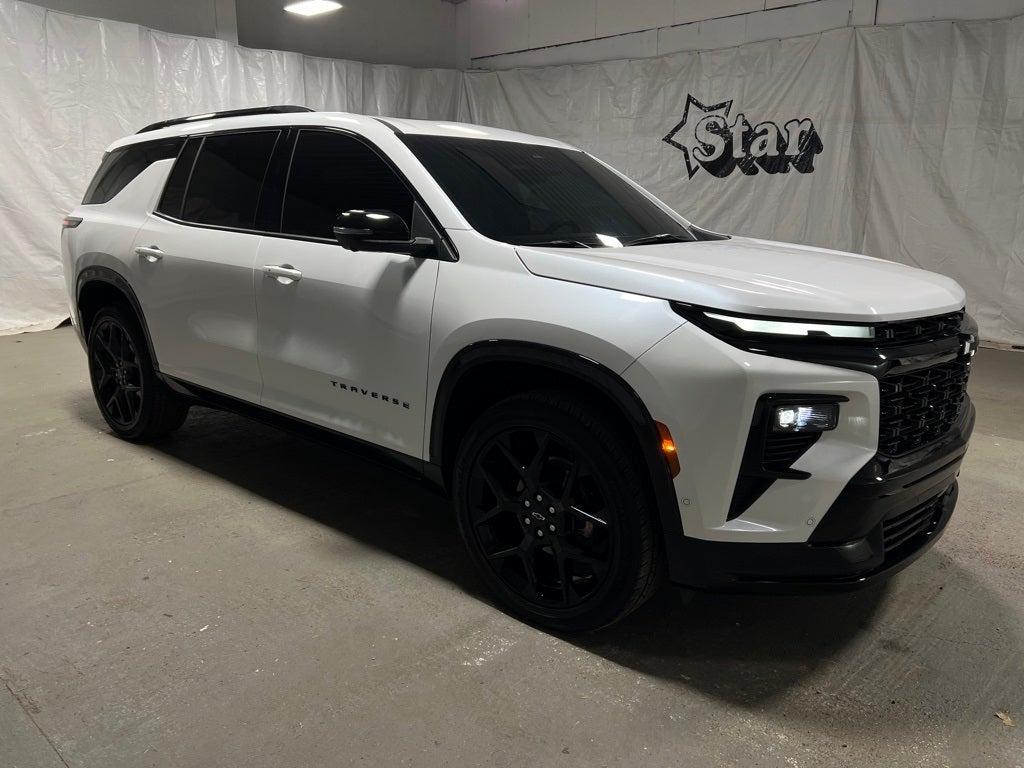 used 2024 Chevrolet Traverse car, priced at $48,900