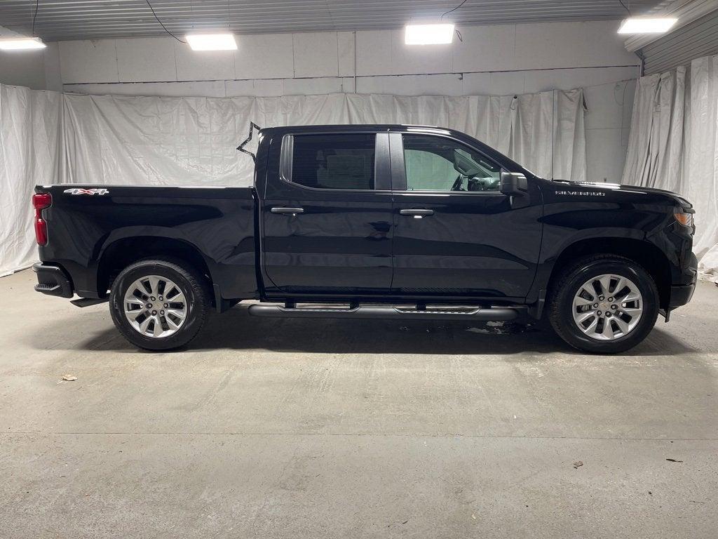 new 2025 Chevrolet Silverado 1500 car, priced at $43,945