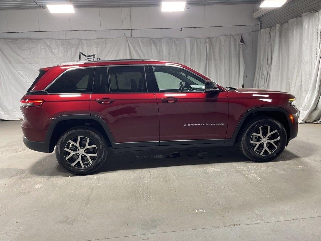 used 2024 Jeep Grand Cherokee car, priced at $37,900