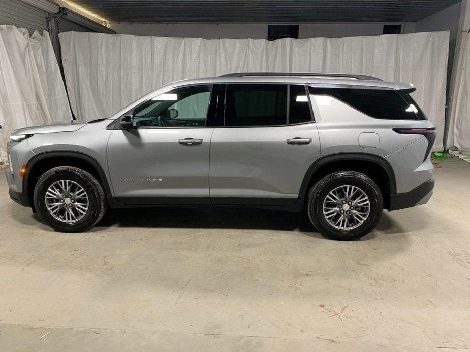 new 2024 Chevrolet Traverse car, priced at $43,710