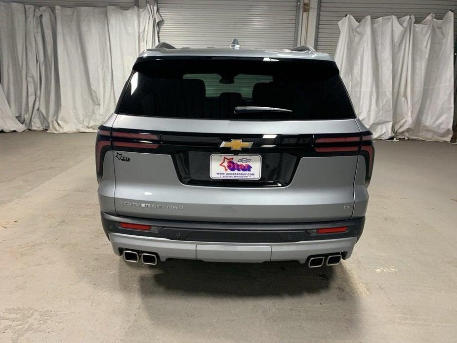 new 2024 Chevrolet Traverse car, priced at $43,710