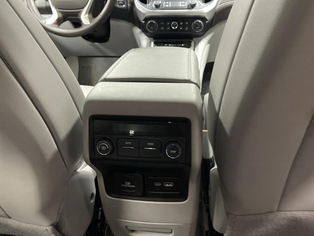 used 2023 GMC Acadia car, priced at $26,798