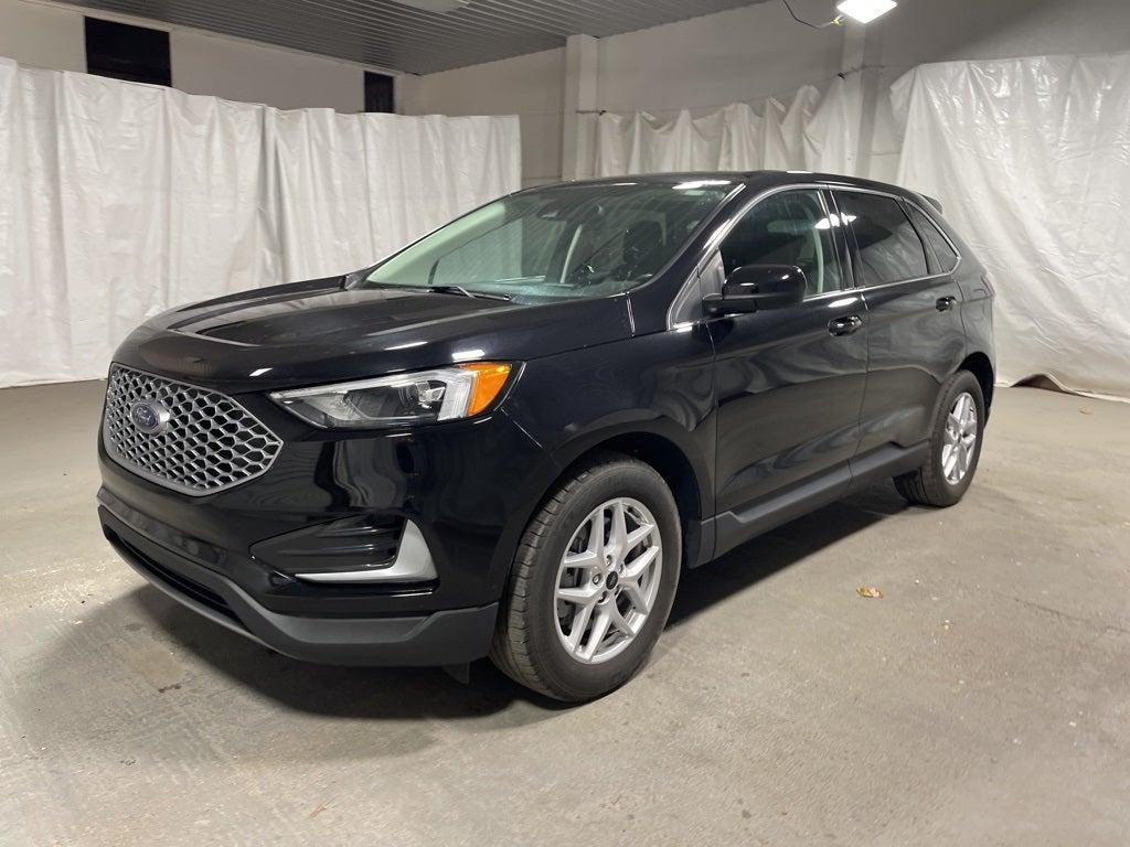 used 2024 Ford Edge car, priced at $20,990