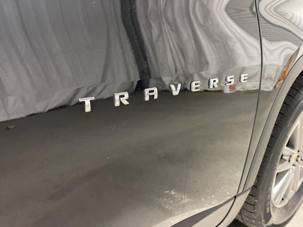 used 2023 Chevrolet Traverse car, priced at $25,900