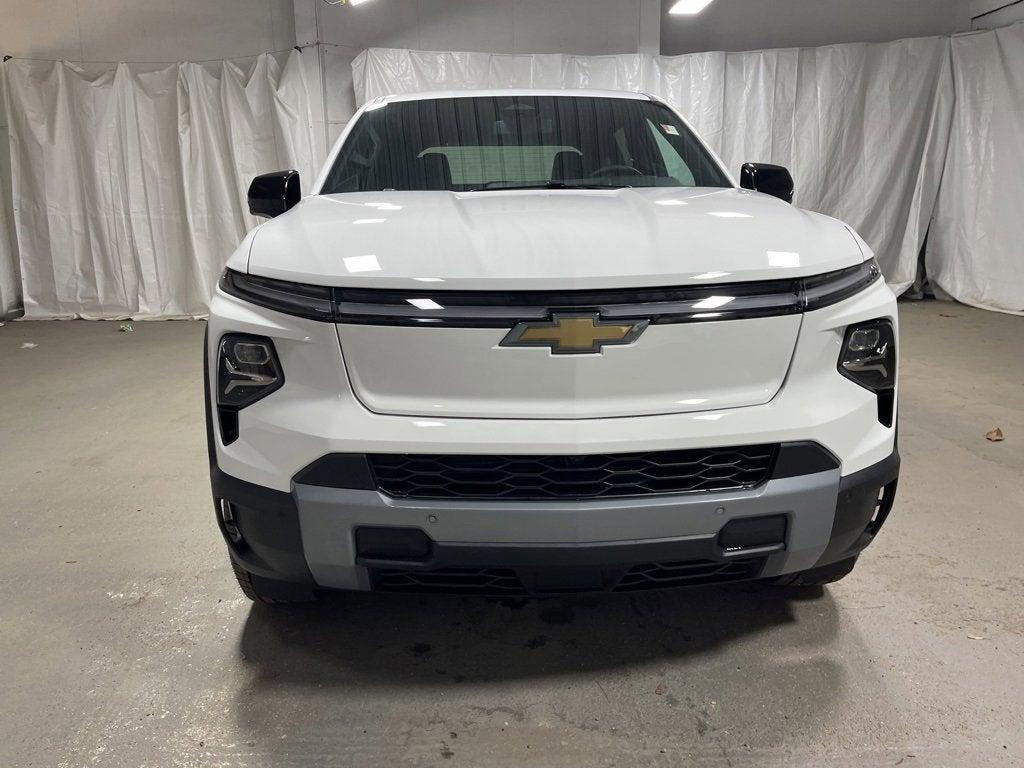new 2025 Chevrolet Silverado EV car, priced at $71,195