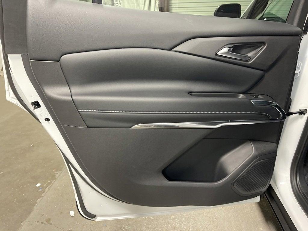 new 2026 Chevrolet Traverse car, priced at $45,120