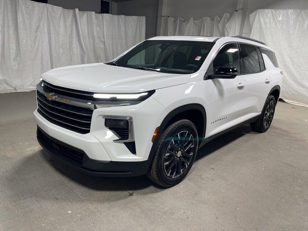 new 2026 Chevrolet Traverse car, priced at $45,120
