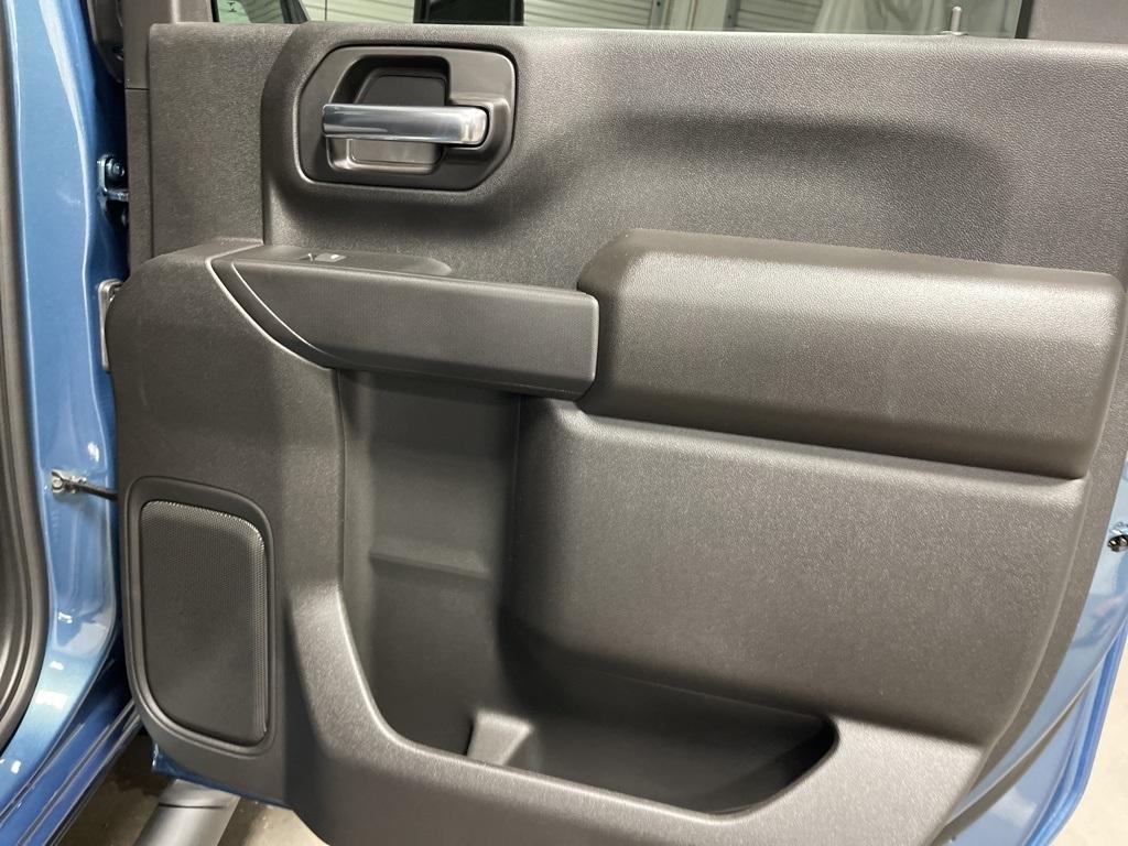 new 2025 Chevrolet Silverado 2500 car, priced at $54,560