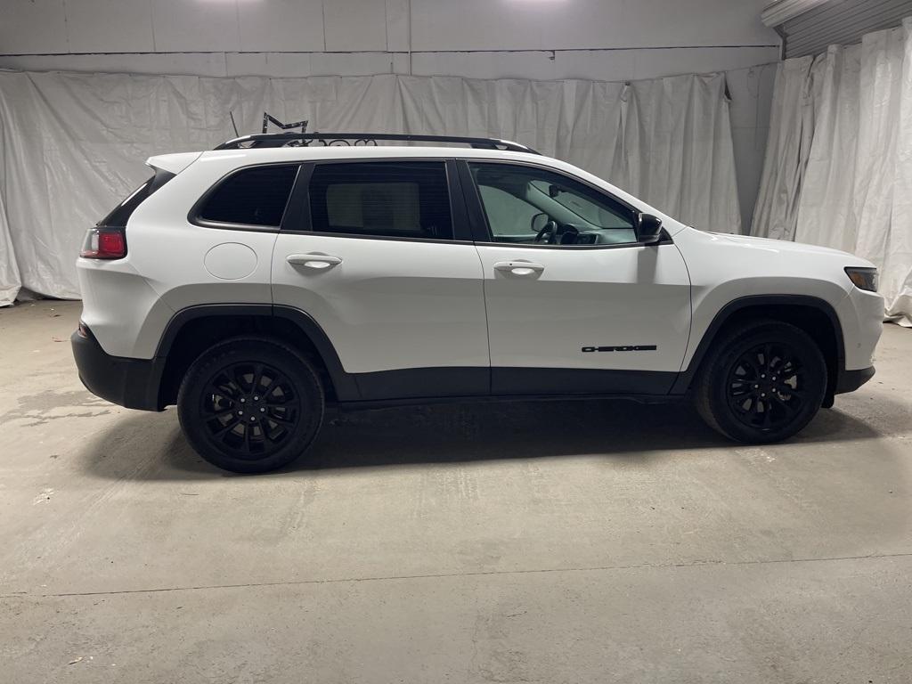 used 2023 Jeep Cherokee car, priced at $22,990