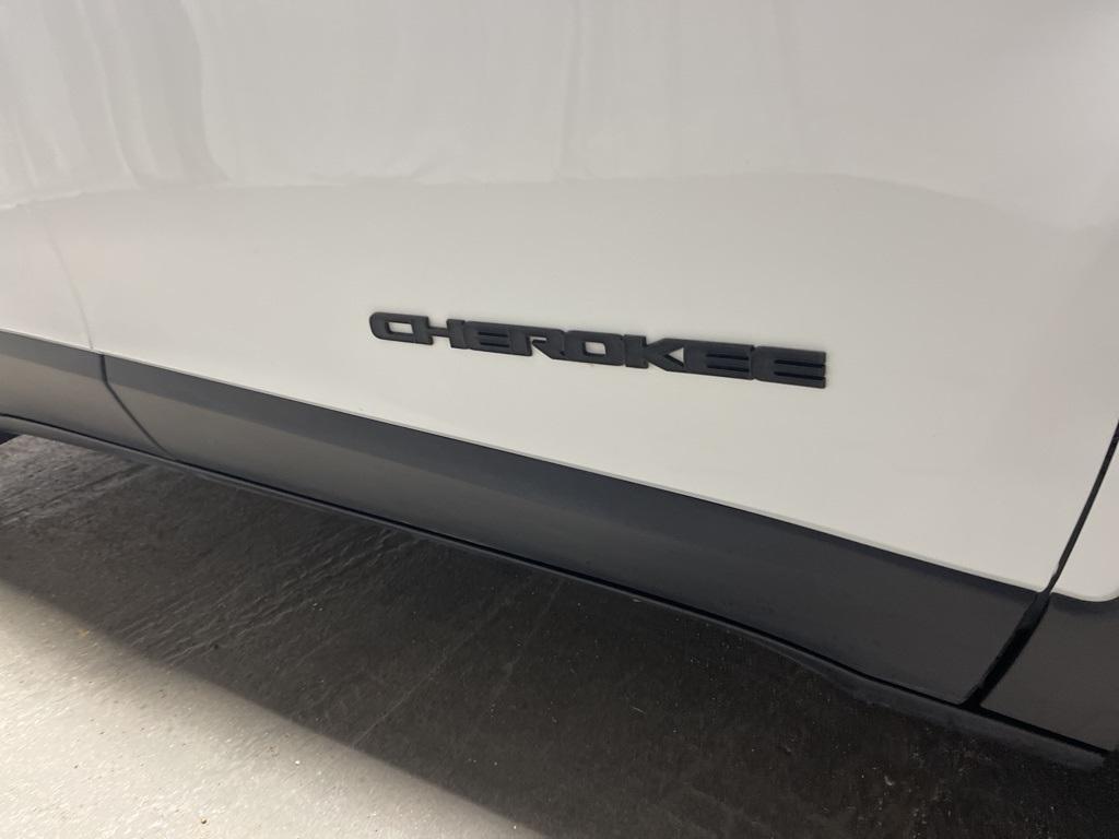 used 2023 Jeep Cherokee car, priced at $22,990