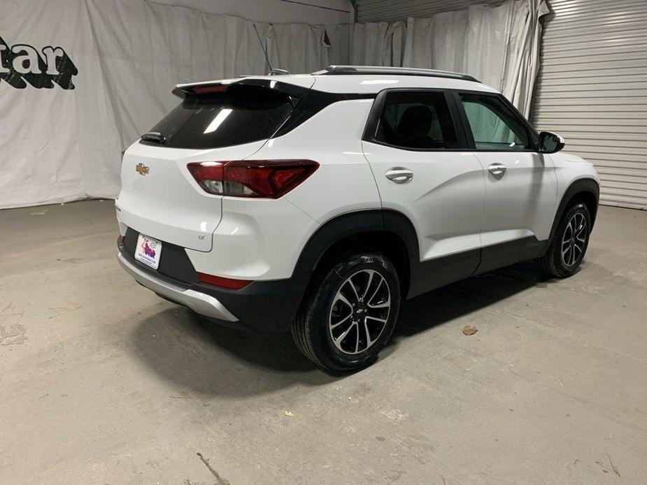 new 2025 Chevrolet TrailBlazer car, priced at $26,240