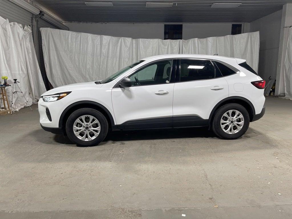 used 2024 Ford Escape car, priced at $19,991