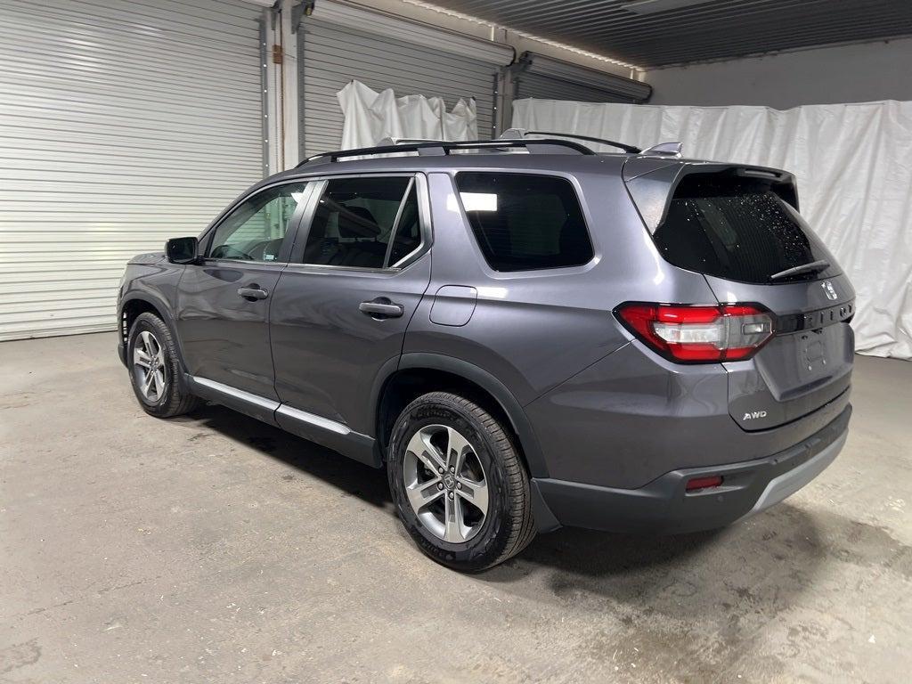 used 2023 Honda Pilot car, priced at $35,590