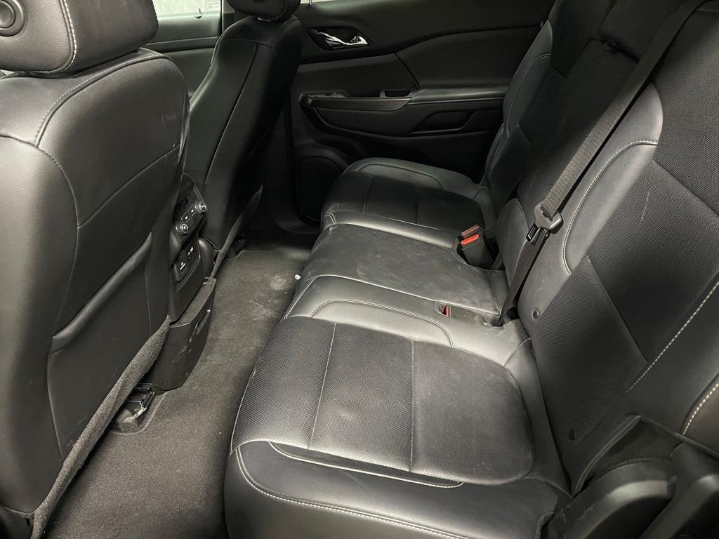 used 2023 GMC Acadia car, priced at $25,928