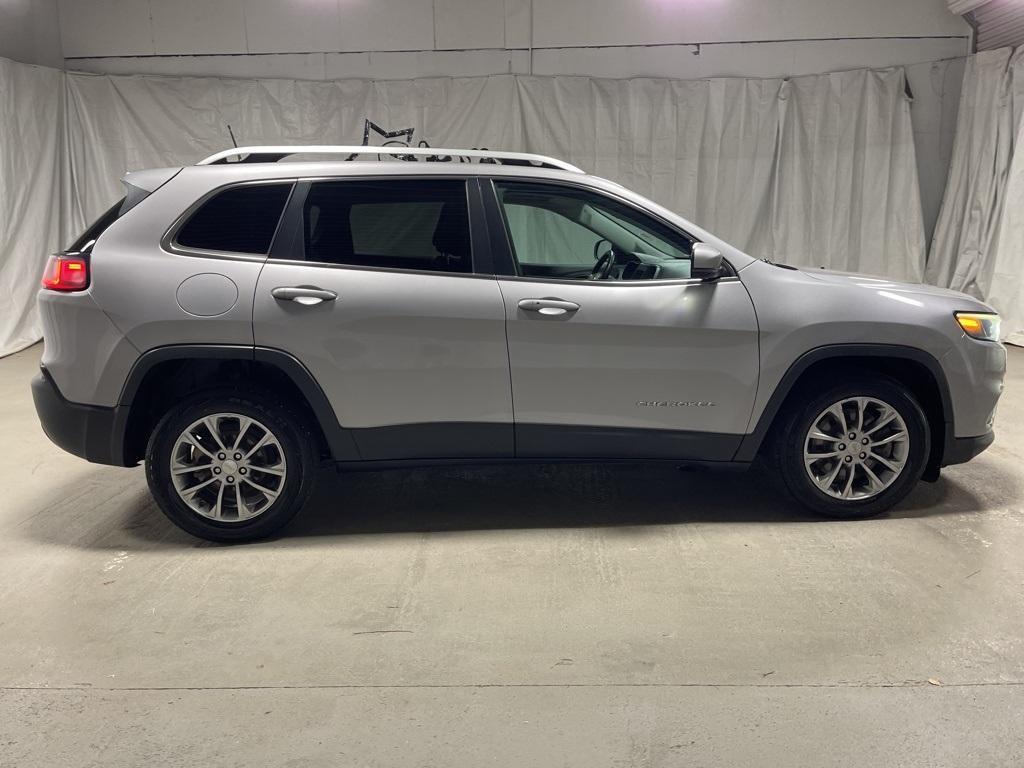 used 2019 Jeep Cherokee car, priced at $8,900