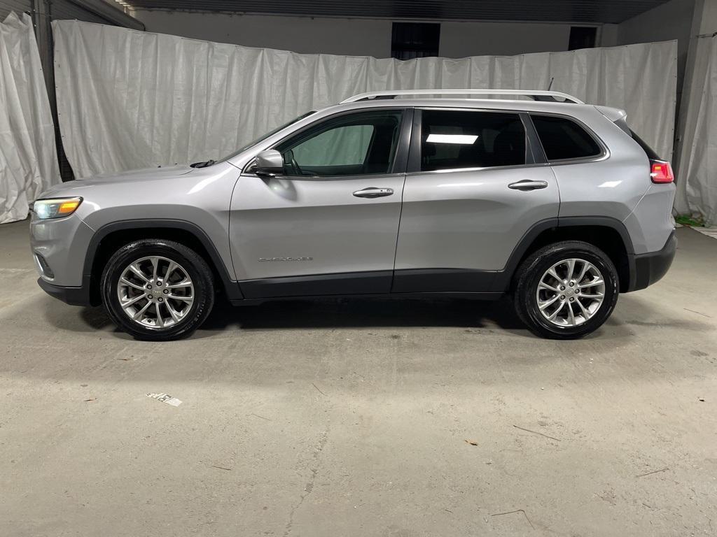 used 2019 Jeep Cherokee car, priced at $8,900