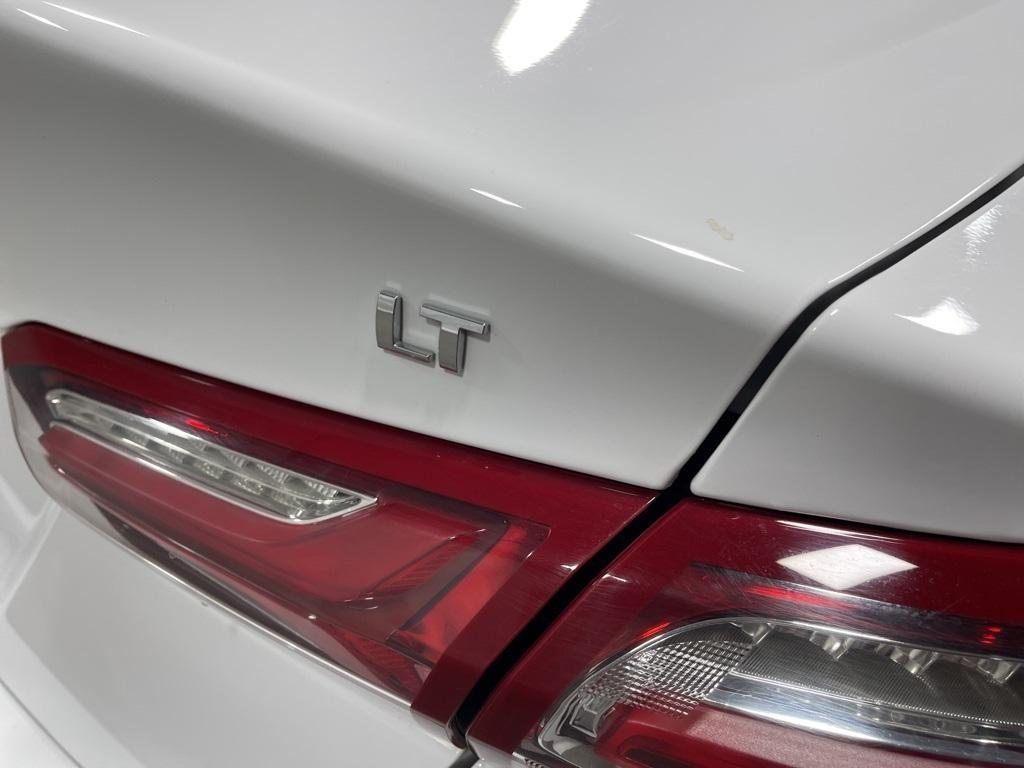 used 2023 Chevrolet Malibu car, priced at $21,900