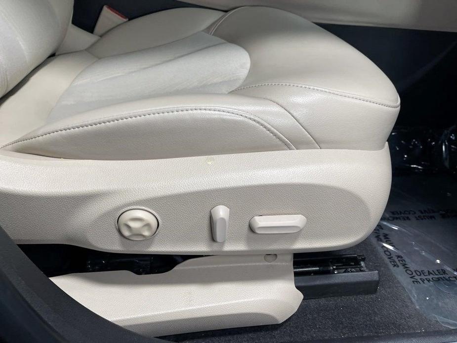 used 2019 Buick Envision car, priced at $20,700