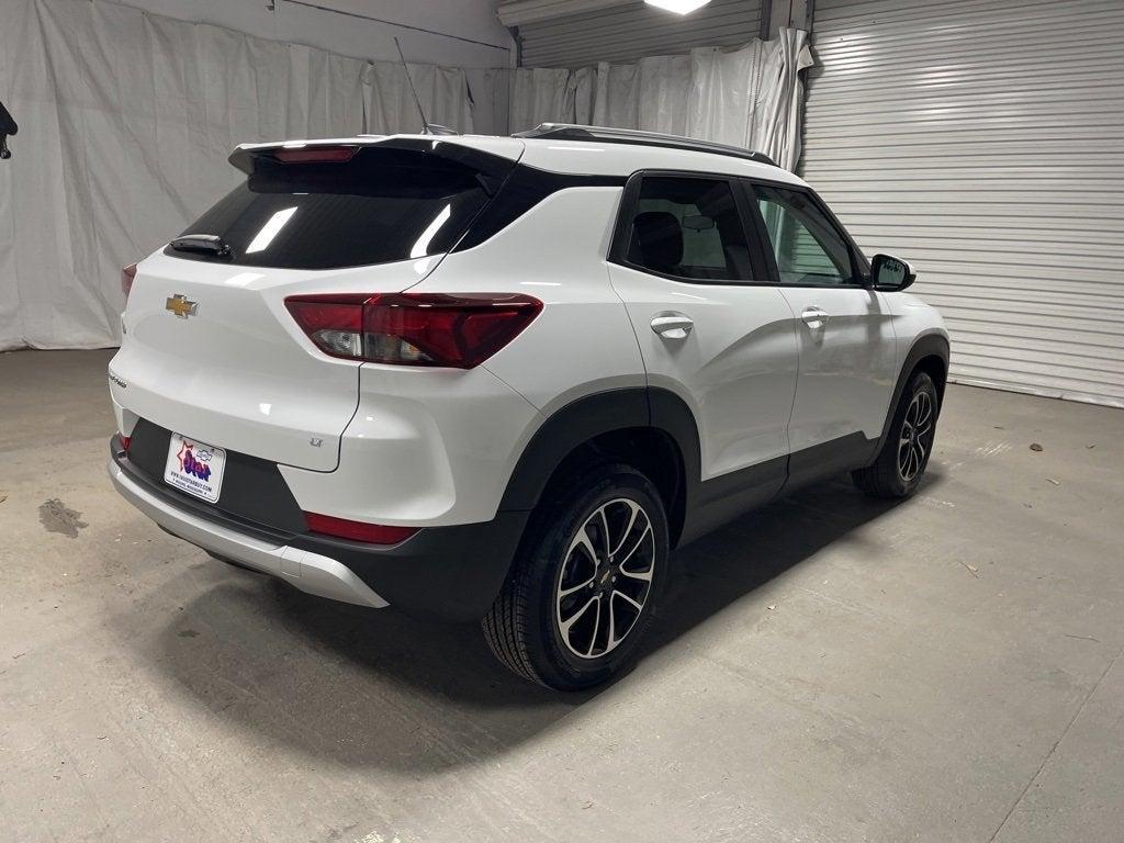 new 2025 Chevrolet TrailBlazer car, priced at $24,095