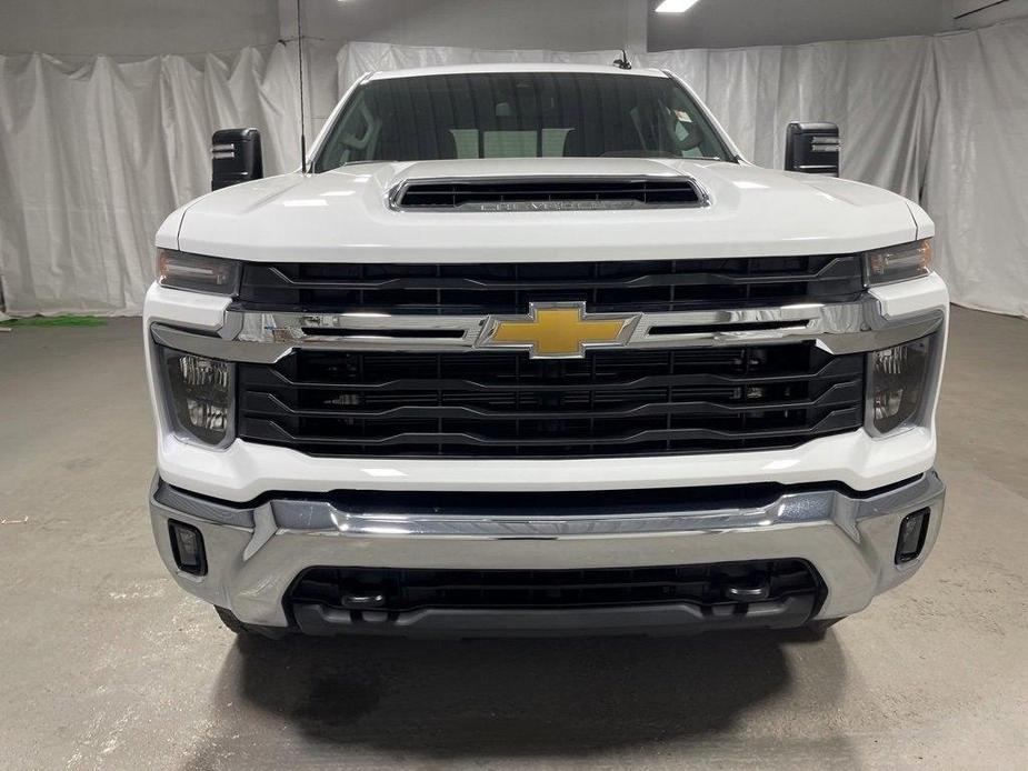 new 2024 Chevrolet Silverado 2500 car, priced at $69,500