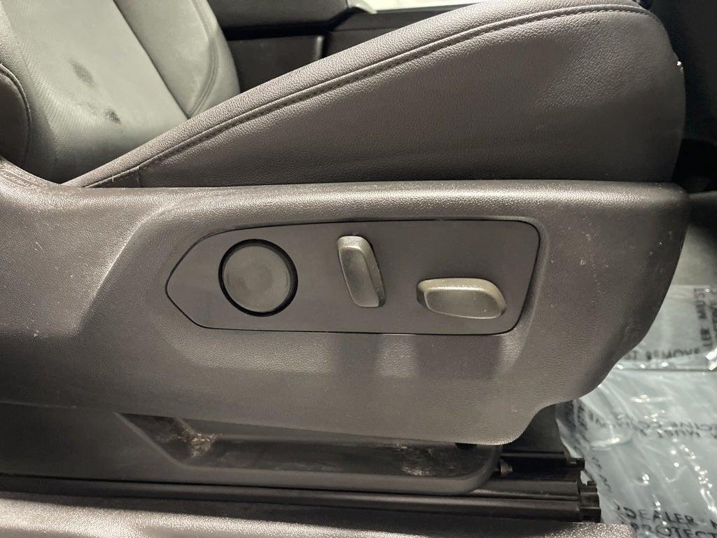 used 2024 Chevrolet Silverado 2500 car, priced at $60,900