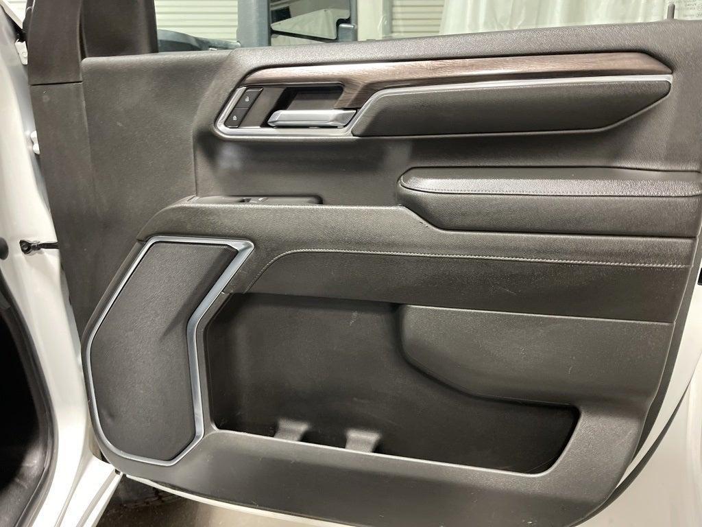 used 2024 Chevrolet Silverado 2500 car, priced at $60,900