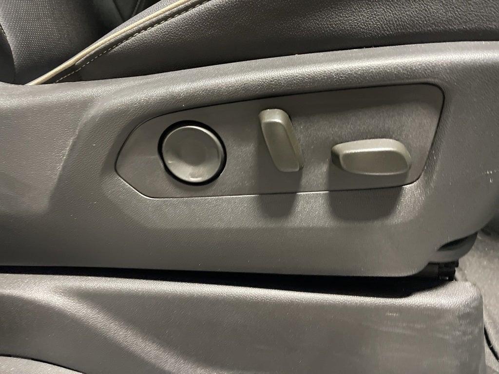 used 2024 Chevrolet Suburban car, priced at $58,980