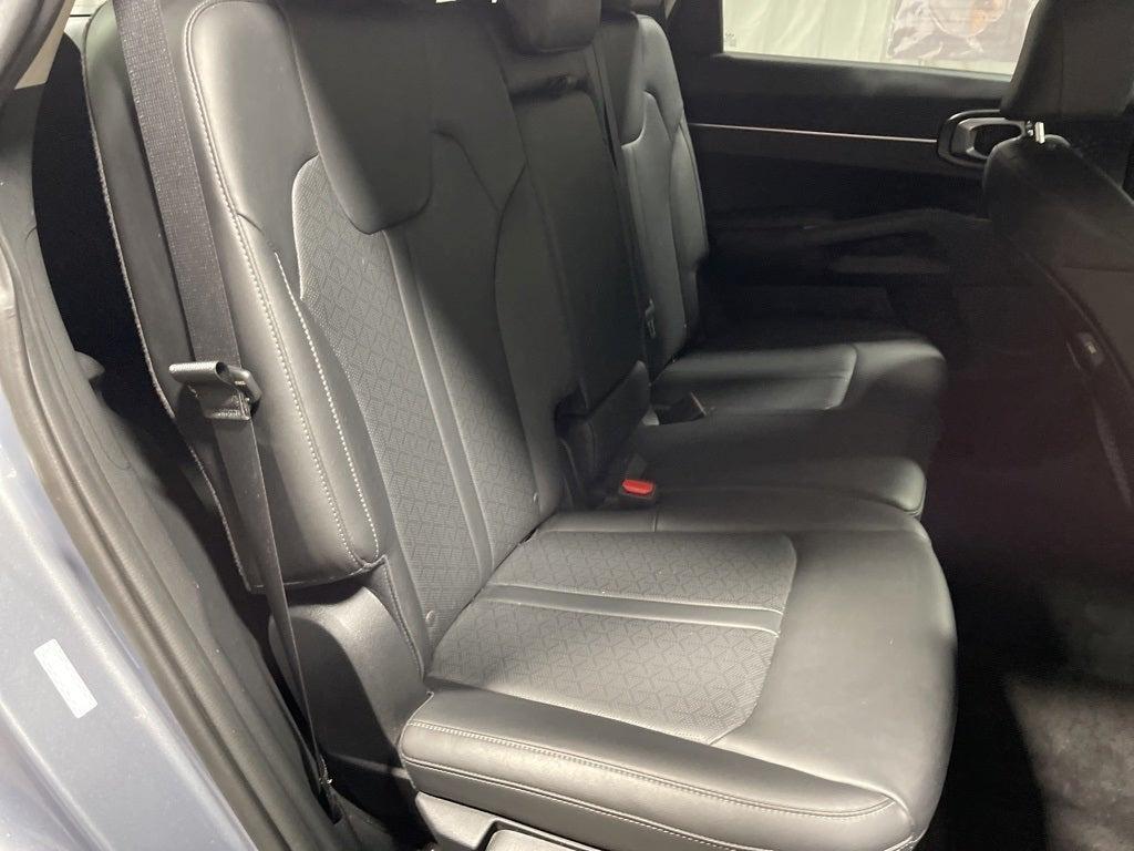 used 2023 Kia Sorento car, priced at $27,758