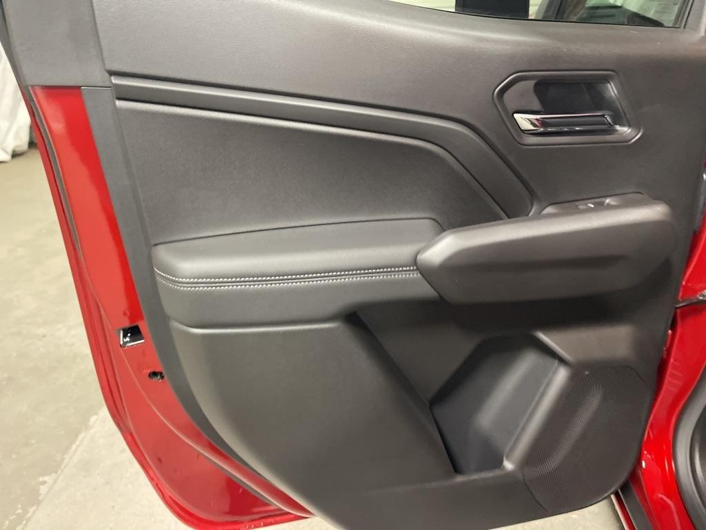 new 2025 Chevrolet Colorado car, priced at $44,180