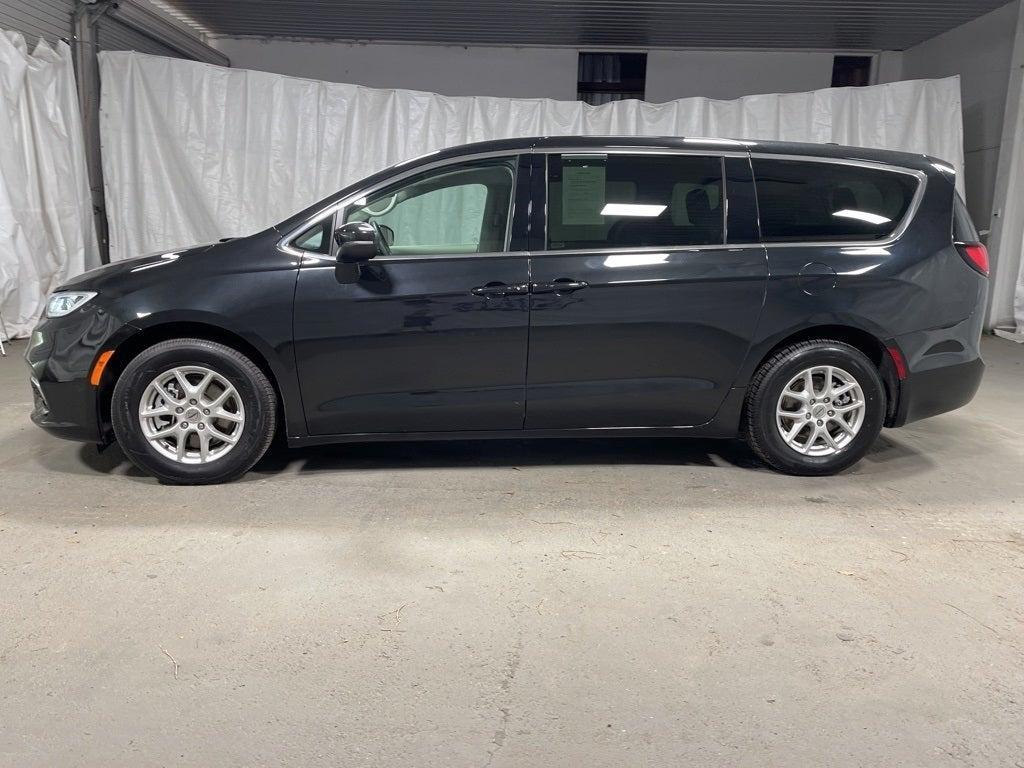 used 2023 Chrysler Pacifica car, priced at $24,979