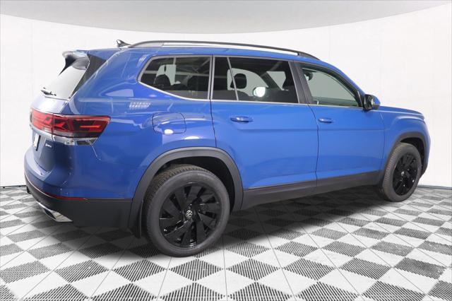 new 2025 Volkswagen Atlas car, priced at $42,994