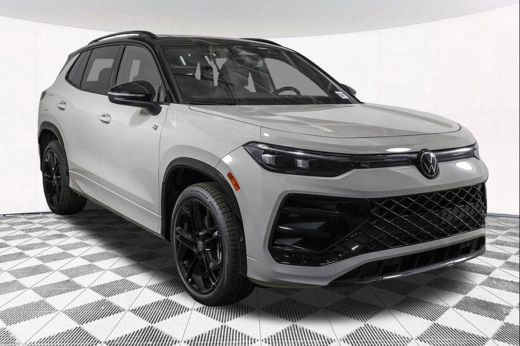 new 2026 Volkswagen Tiguan car, priced at $39,628