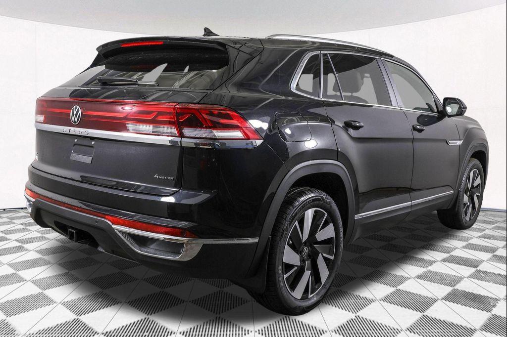 new 2026 Volkswagen Atlas Cross Sport car, priced at $48,625