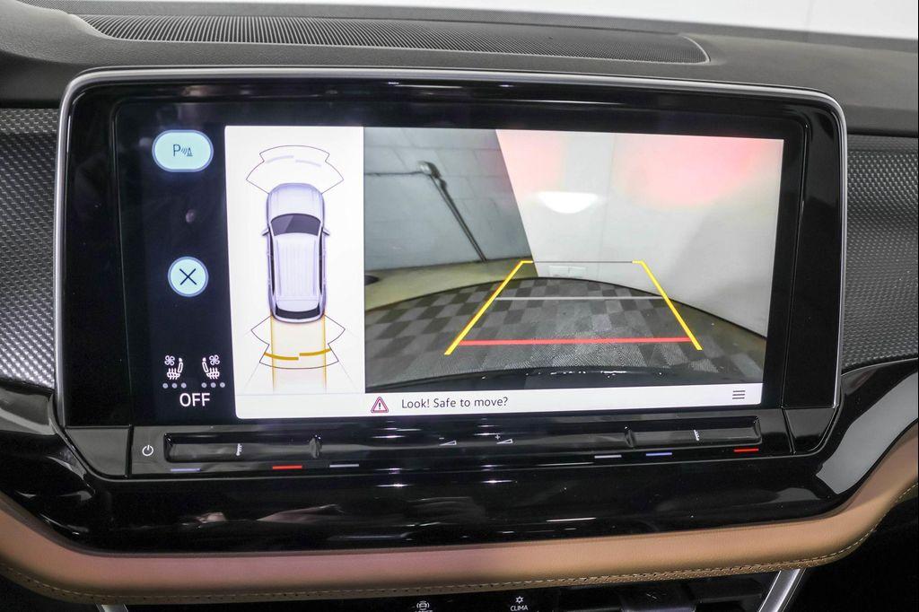 new 2026 Volkswagen Atlas Cross Sport car, priced at $48,625