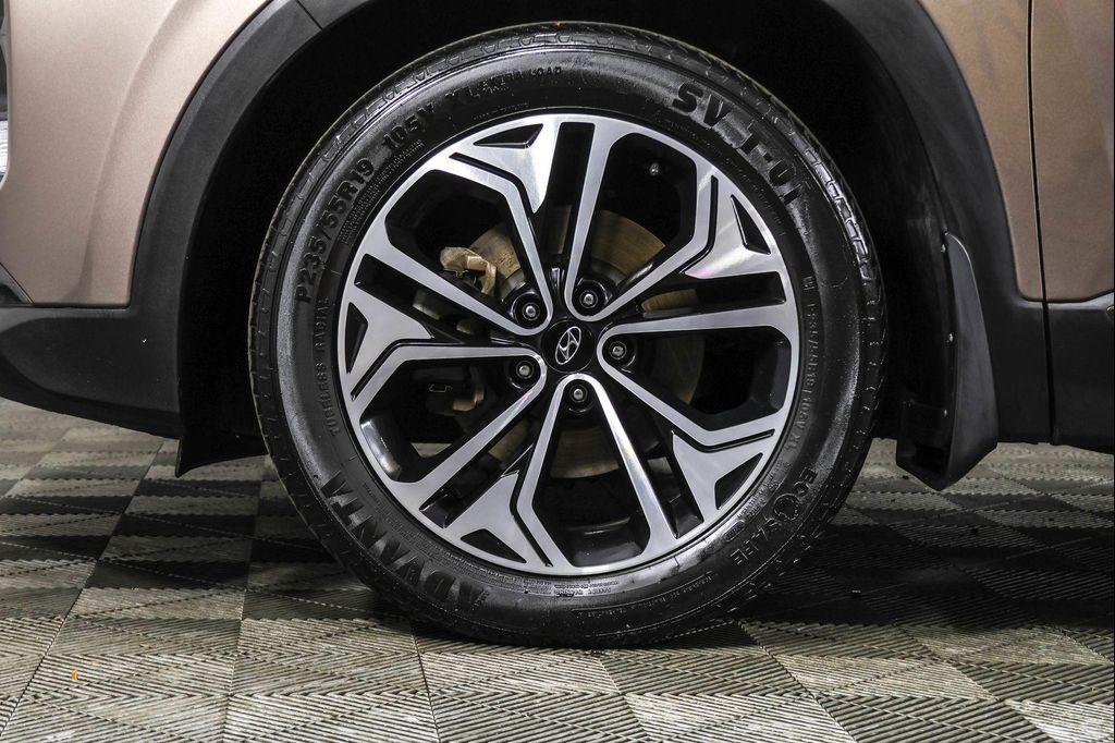 used 2020 Hyundai Santa Fe car, priced at $17,490