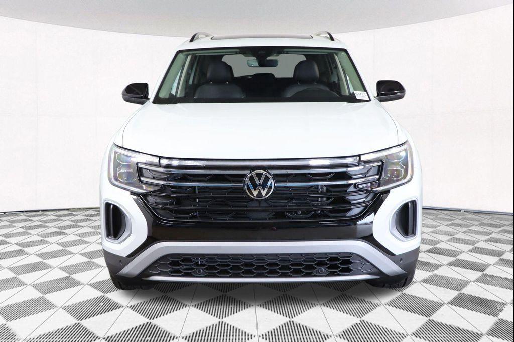 new 2025 Volkswagen Atlas car, priced at $40,850