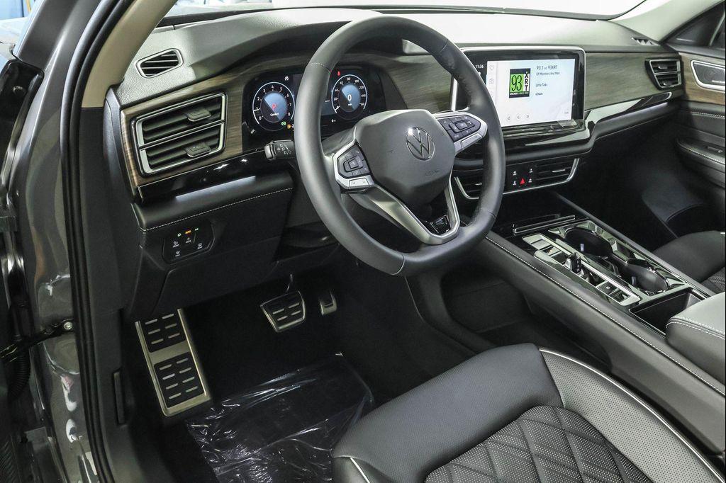new 2026 Volkswagen Atlas car, priced at $53,930
