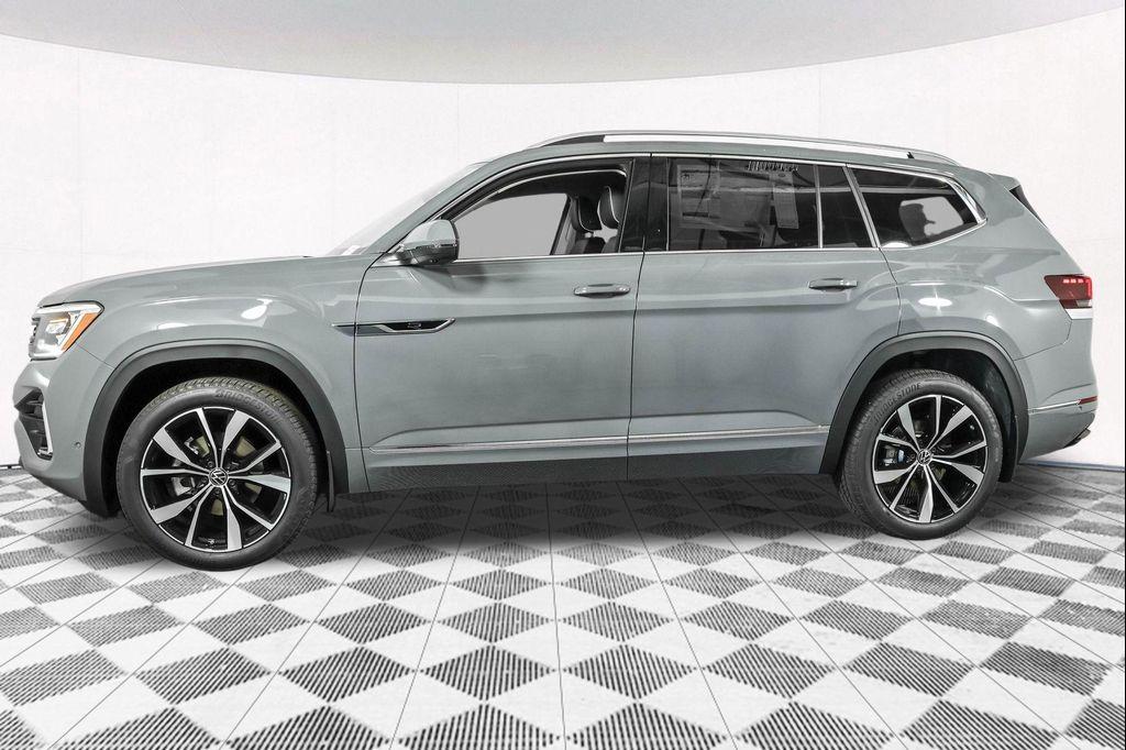 new 2026 Volkswagen Atlas car, priced at $53,930