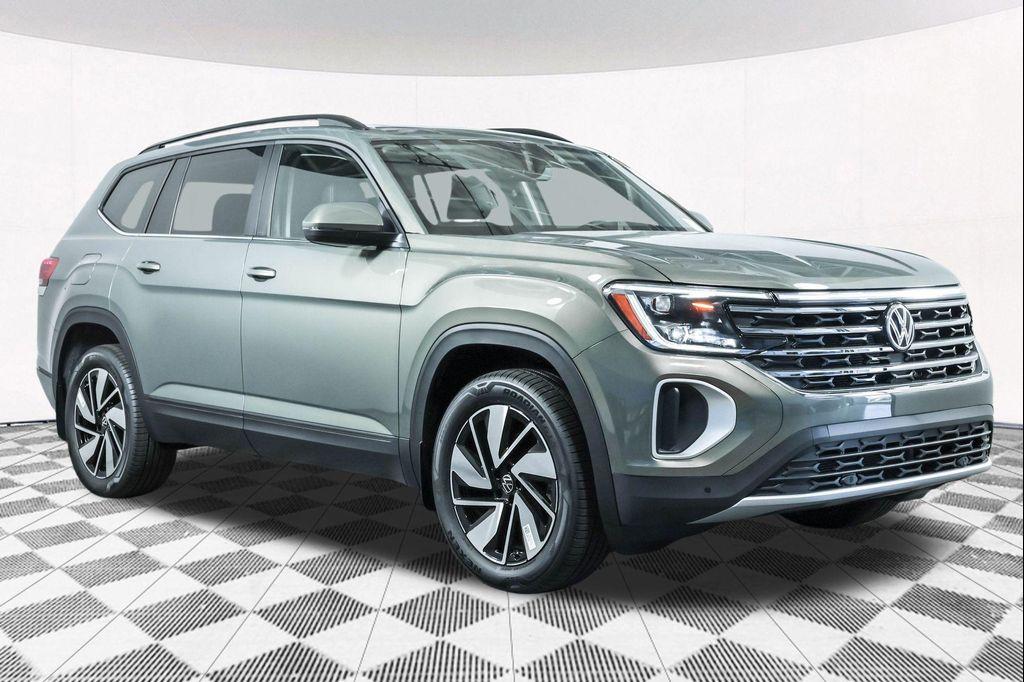 new 2026 Volkswagen Atlas car, priced at $46,164